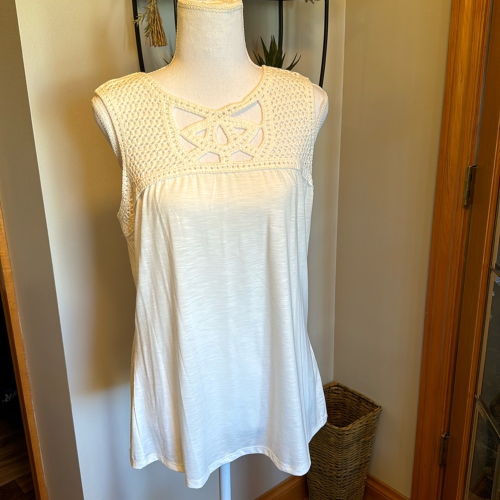 NEW Adiva Top